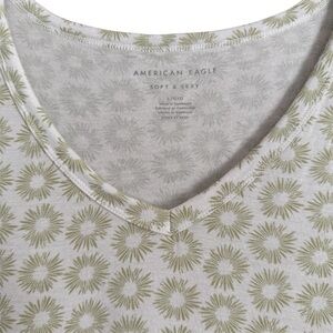 American Eagle Soft & Sexy Floral Top